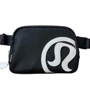 Lululemon 1L Belt Bag